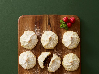 Au Bo Pain - Raspberry Filled Shortbread Cookie 