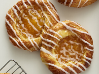 Au Bo Pain - Peach Danish